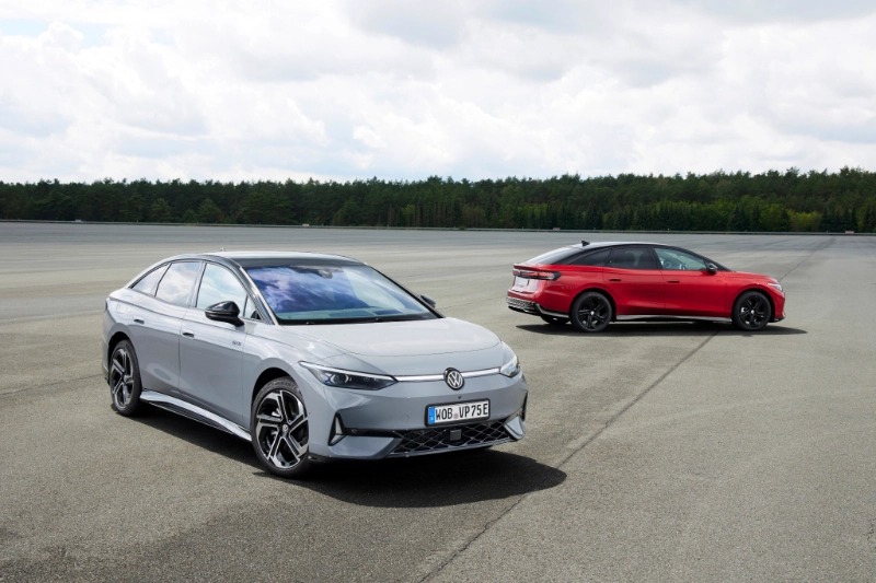 Volkswagen reestructura el ID.7 e ID.7 Tourer: rebaja oficial a 48.095 € y el desglose de la oferta de 40.780 €